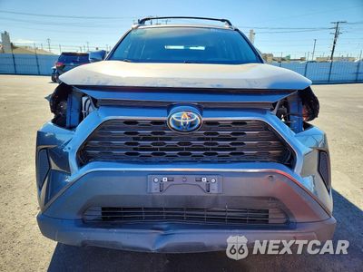 Piąte zdjęcie samochodu w środku: 2024 TOYOTA RAV4 HYBRID XLE VIN:4T3RWRFVXRU155578 - miniatura