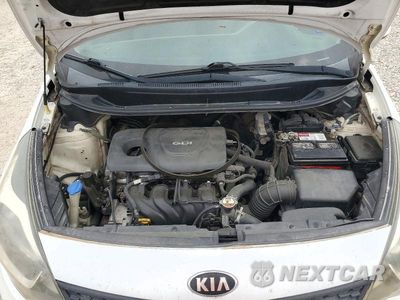 Zdjęcie 11 z 12 samochodu: 2017 KIA RIO LX VIN:KNADM4A38H6034554 - miniatura