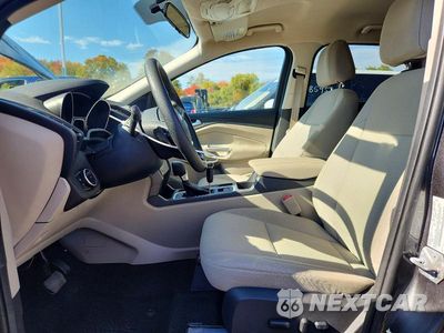 Zdjęcie 7 z 13 samochodu: 2017 FORD ESCAPE SE VIN:1FMCU9GD4HUB93641 - miniatura