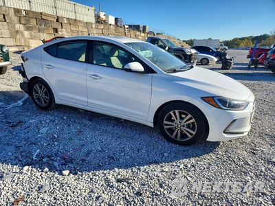 Czwarte zdjęcie samochodu z boku: 2018 HYUNDAI ELANTRA VALUE EDITION VIN:5NPD84LF5JH354294 - miniatura