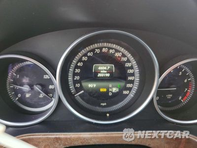 Zdjęcie 9 z 12 samochodu: 2014 MERCEDES-BENZ E 350 4MATIC VIN:WDDHF8JB1EA988235 - miniatura