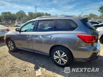 Drugie zdjęcie samochodu z przodu: 2017 NISSAN PATHFINDER SV VIN:5N1DR2MM6HC632944 - miniatura