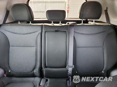 Zdjęcie 10 z 13 samochodu: 2016 KIA SOUL + VIN:KNDJP3A56G7247696 - miniatura