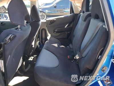 Zdjęcie 10 z 12 samochodu: 2007 HONDA FIT S VIN:JHMGD38677S022698 - miniatura