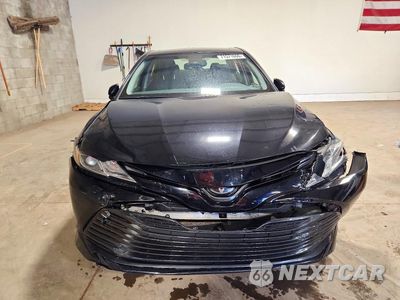 Piąte zdjęcie samochodu w środku: 2018 TOYOTA CAMRY LE VIN:JTNB11HK8J3001099 - miniatura