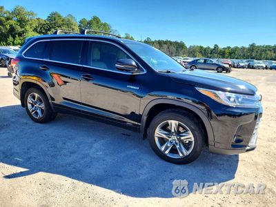 Czwarte zdjęcie samochodu z boku: 2017 TOYOTA HIGHLANDER HYBRID LIMITED VIN:5TDDGRFH3HS033131 - miniatura