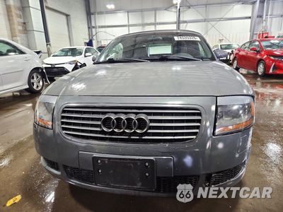 Piąte zdjęcie samochodu w środku: 2001 AUDI TT QUATTRO VIN:TRUUT28N711004357 - miniatura