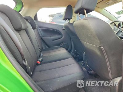 Zdjęcie 10 z 12 samochodu: 2013 MAZDA MAZDA2 VIN:JM1DE1KY4D0162814 - miniatura