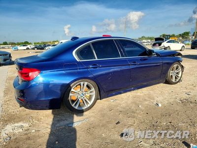 Trzecie zdjęcie samochodu z tyłu: 2016 BMW 340 I VIN:WBA8B3C5XGK383883 - miniatura