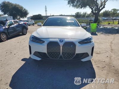 Piąte zdjęcie samochodu w środku: 2023 BMW I4 EDRIVE 35 VIN:WBY43AW08PFP70958 - miniatura