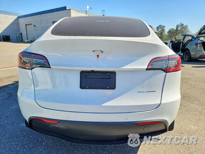 Zdjęcie 6 z 13 samochodu: 2022 TESLA MODEL Y VIN:7SAYGDEE8NF403262 - miniatura