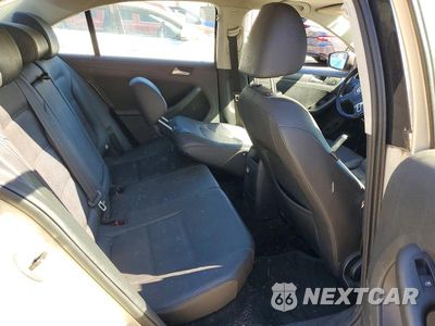 Zdjęcie 10 z 12 samochodu: 2011 VOLKSWAGEN JETTA SE VIN:3VWBZ7AJ5BM340501 - miniatura