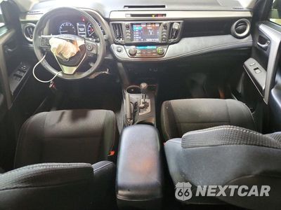 Zdjęcie 8 z 12 samochodu: 2018 TOYOTA RAV4 XLE VIN:2T3RFREV6JW853594 - miniatura