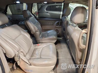 Zdjęcie 11 z 13 samochodu: 2004 TOYOTA SIENNA XLE 7 PASSENGER VIN:5TDZA22C54S065825 - miniatura