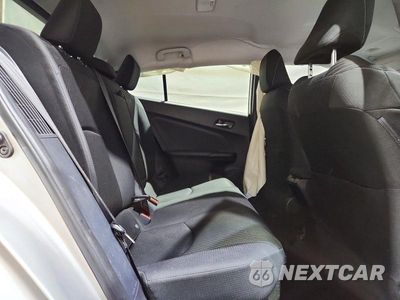 Zdjęcie 10 z 13 samochodu: 2021 TOYOTA PRIUS PRIME LE VIN:JTDKAMFP1M3192759 - miniatura