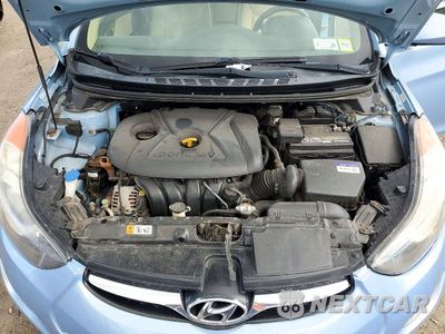 Zdjęcie 11 z 12 samochodu: 2013 HYUNDAI ELANTRA GLS VIN:KMHDH4AE2DU658084 - miniatura