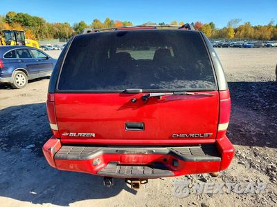 Zdjęcie 6 z 13 samochodu: 2000 CHEVROLET BLAZER VIN:1GNDT13W5Y2287034 - miniatura