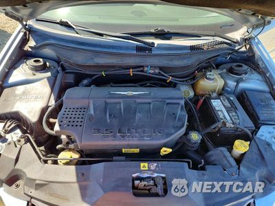 Zdjęcie 12 z 13 samochodu: 2004 CHRYSLER PACIFICA VIN:2C8GM68444R615111 - miniatura