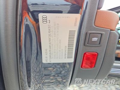Zdjęcie 12 z 12 samochodu: 2017 AUDI A4 PRESTIGE VIN:WAUFNBF42HN070256 - miniatura
