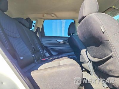 Zdjęcie 11 z 14 samochodu: 2018 NISSAN ROGUE SV VIN:5N1AT2MT1JC799049 - miniatura