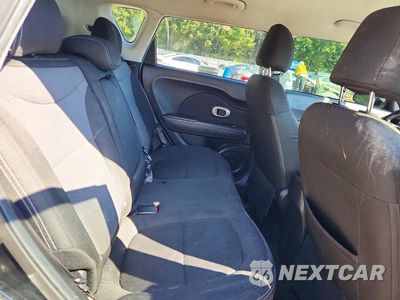 Zdjęcie 10 z 12 samochodu: 2017 KIA SOUL + VIN:KNDJP3A50H7449659 - miniatura