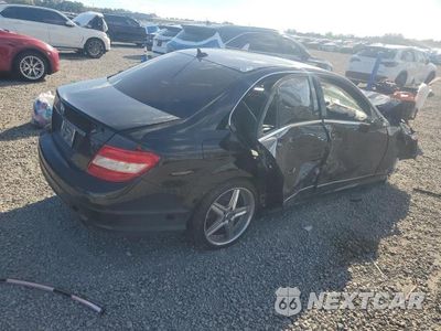 Trzecie zdjęcie samochodu z tyłu: 2011 MERCEDES-BENZ C 300 VIN:WDDGF5EB3BF629097 - miniatura