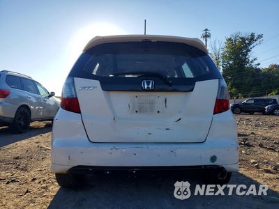 Zdjęcie 6 z 12 samochodu: 2010 HONDA FIT SPORT VIN:JHMGE8H45AC023259 - miniatura