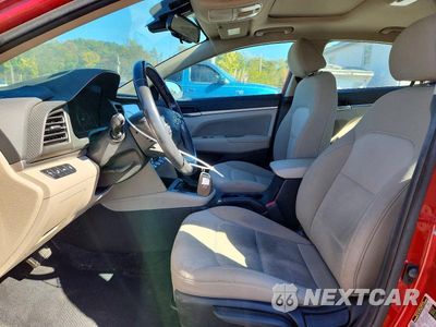 Zdjęcie 7 z 12 samochodu: 2020 HYUNDAI ELANTRA VALUE EDITION VIN:5NPD84LF6LH521944 - miniatura