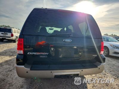 Zdjęcie 6 z 13 samochodu: 2005 FORD EXPEDITION EDDIE BAUER VIN:1FMFU18535LA61090 - miniatura