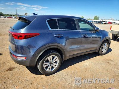 Trzecie zdjęcie samochodu z tyłu: 2017 KIA SPORTAGE LX VIN:KNDPM3AC3H7149521 - miniatura
