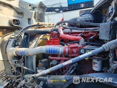 Zdjęcie 13 z 13 samochodu: 2019 VOLVO VNL SEMI TRUCK VIN:4V4NC9TJ0KN212462 - miniatura