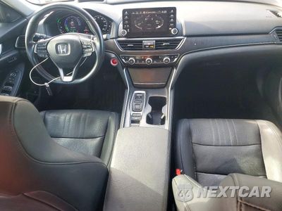 Zdjęcie 8 z 12 samochodu: 2020 HONDA ACCORD TOURING HYBRID VIN:1HGCV3F93LA006610 - miniatura