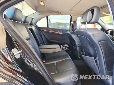 Zdjęcie 10 z 12 samochodu: 2008 MERCEDES-BENZ C 300 VIN:WDDGF54X08F034245 - miniatura