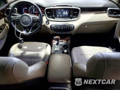 Zdjęcie 8 z 13 samochodu: 2017 KIA SORENTO EX VIN:5XYPHDA52HG260429 - miniatura