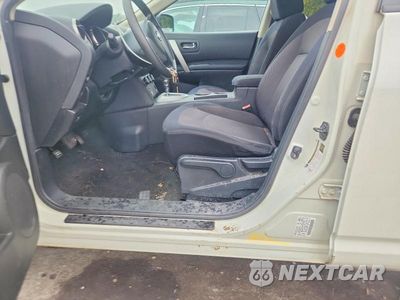 Zdjęcie 13 z 14 samochodu: 2010 NISSAN ROGUE S VIN:JN8AS5MVXAW101096 - miniatura