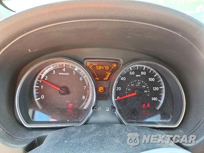 Zdjęcie 9 z 13 samochodu: 2015 NISSAN VERSA NOTE S PLUS VIN:3N1CE2CP2FL376085 - miniatura