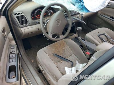 Zdjęcie 8 z 13 samochodu: 2005 TOYOTA CAMRY LE VIN:4T1BE30K05U638788 - miniatura