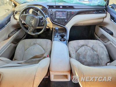 Zdjęcie 8 z 12 samochodu: 2019 TOYOTA CAMRY LE VIN:4T1B11HK5KU685864 - miniatura