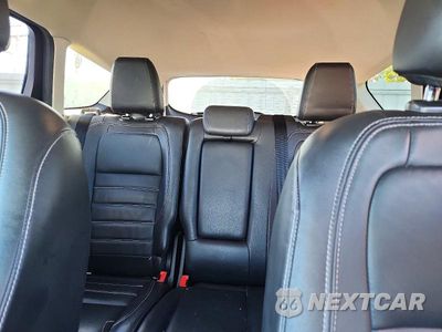 Zdjęcie 10 z 13 samochodu: 2017 FORD ESCAPE TITANIUM VIN:1FMCU9JD4HUB34128 - miniatura