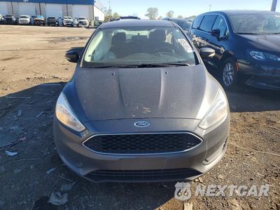 Piąte zdjęcie samochodu w środku: 2016 FORD FOCUS SE VIN:1FADP3F22GL394574 - miniatura