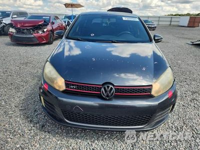 Piąte zdjęcie samochodu w środku: 2010 VOLKSWAGEN GTI VIN:WVWHD7AJ8AW283978 - miniatura