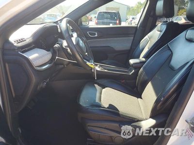Zdjęcie 7 z 13 samochodu: 2023 JEEP COMPASS LATITUDE VIN:3C4NJDBN9PT552807 - miniatura
