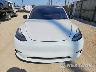 Piąte zdjęcie samochodu w środku: 2022 TESLA MODEL Y VIN:7SAYGAEE8NF382301 - miniatura