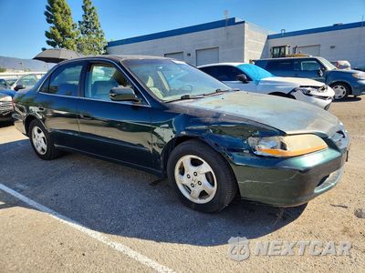 Czwarte zdjęcie samochodu z boku: 1998 HONDA ACCORD EX VIN:1HGCG6671WA095205 - miniatura