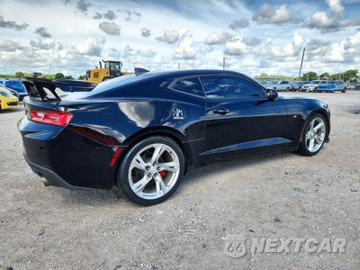 Trzecie zdjęcie samochodu z tyłu: 2017 CHEVROLET CAMARO LS VIN:1G1FA1RXXH0102777 - miniatura