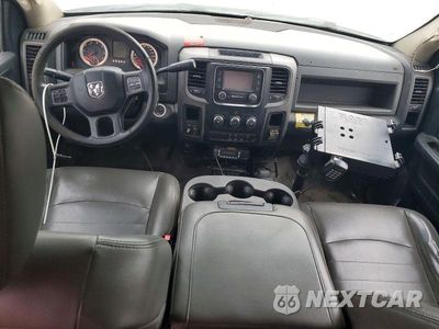 Zdjęcie 8 z 12 samochodu: 2016 RAM 2500 ST VIN:3C6UR4CJ0GG309340 - miniatura