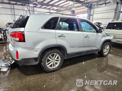 Trzecie zdjęcie samochodu z tyłu: 2014 KIA SORENTO LX VIN:5XYKT4A76EG462602 - miniatura