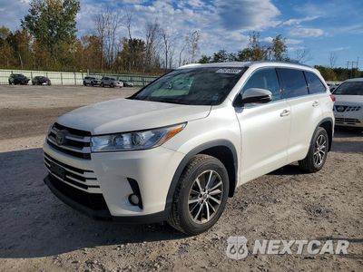 2017 TOYOTA HIGHLANDER XLE 5TDJZRFH6HS365271 - główne zdjęcie licytacji z USA - miniatura