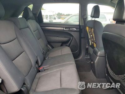 Zdjęcie 11 z 13 samochodu: 2012 KIA SORENTO LX VIN:5XYKT3A66CG293020 - miniatura