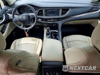 Zdjęcie 8 z 13 samochodu: 2018 BUICK ENCLAVE ESSENCE VIN:5GAERBKWXJJ202155 - miniatura